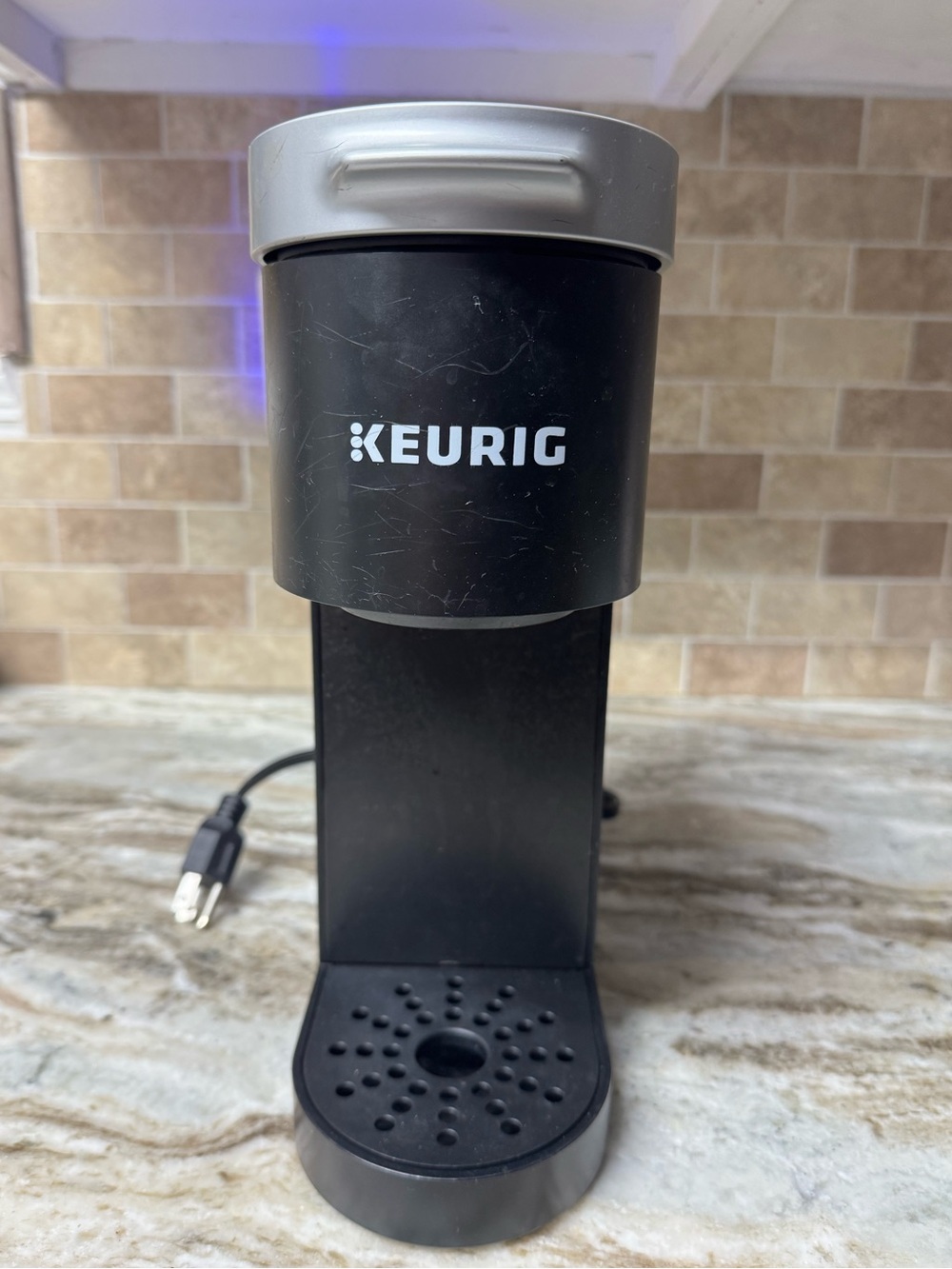 Keurig Single-Serve Coffee Maker w/ 3 refillable pods included! BPA-Free.